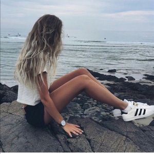 RARE BM TOP+ FREE STICKERS 💛